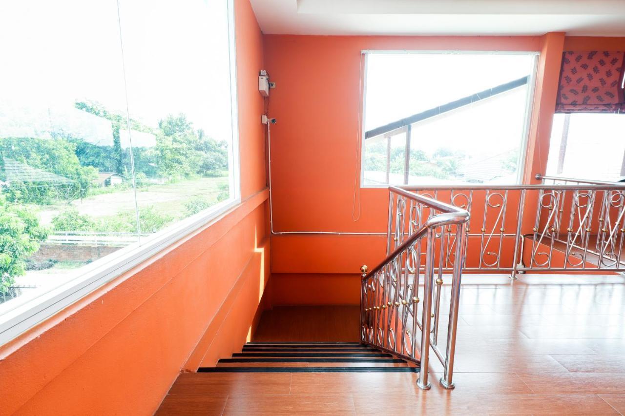 Oyo 359 Golden Nakara Place Chiang Saen Extérieur photo